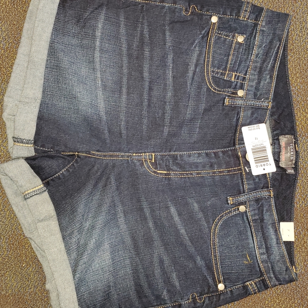 Torrid size 12 shorts nwt
